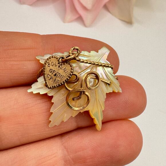 Vintage Carved MOP Leaf Pin Wirework Heart Charm Souvenir Of The Fair Engraved - Picture 3 of 11